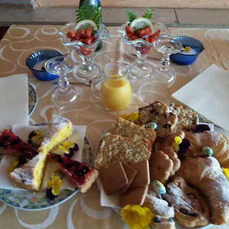 Bed & Breakfast Il Piccolo Nido Borgo Montenero