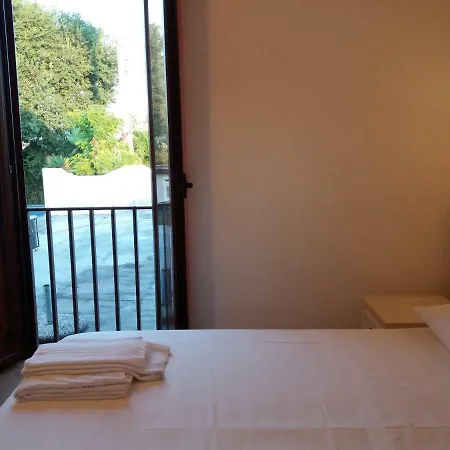 Bed & Breakfast Il Piccolo Nido Borgo Montenero